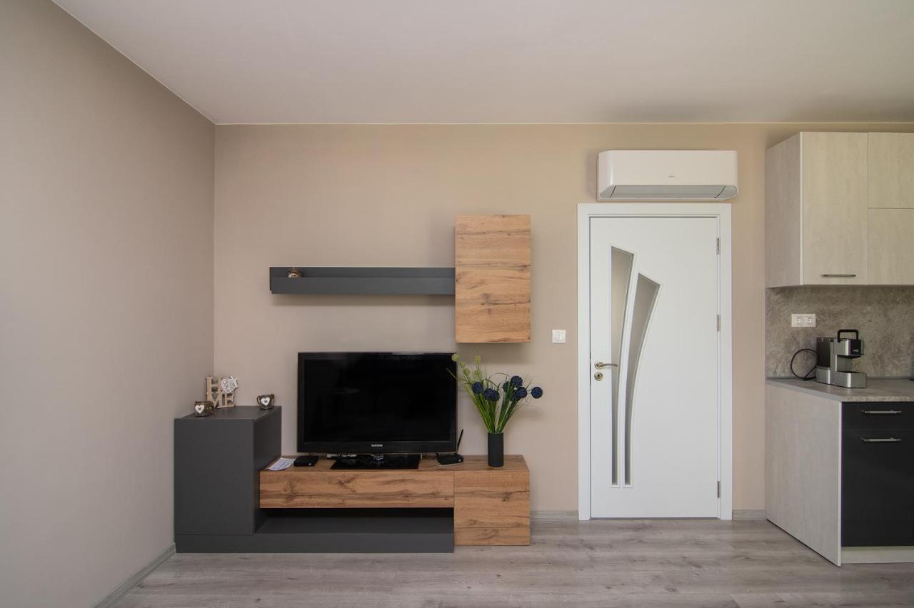 瓦爾納Cozy Flats Nearby Center Free Park Area公寓 外观 照片