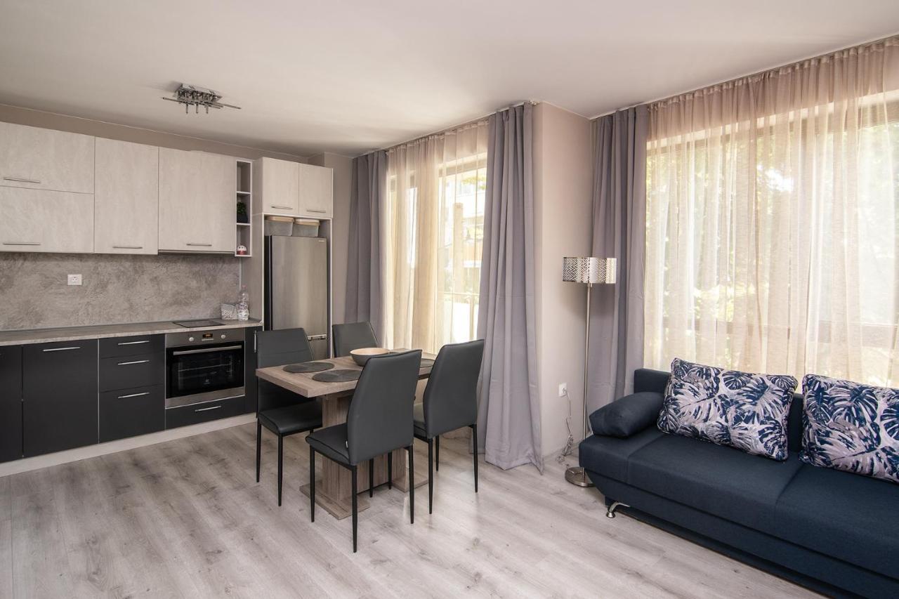 瓦爾納Cozy Flats Nearby Center Free Park Area公寓 外观 照片